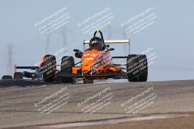 media/Oct-26-2025-CalClub SCCA (Sun) [[8ce1e69566]]/Group 3/Grapevine/